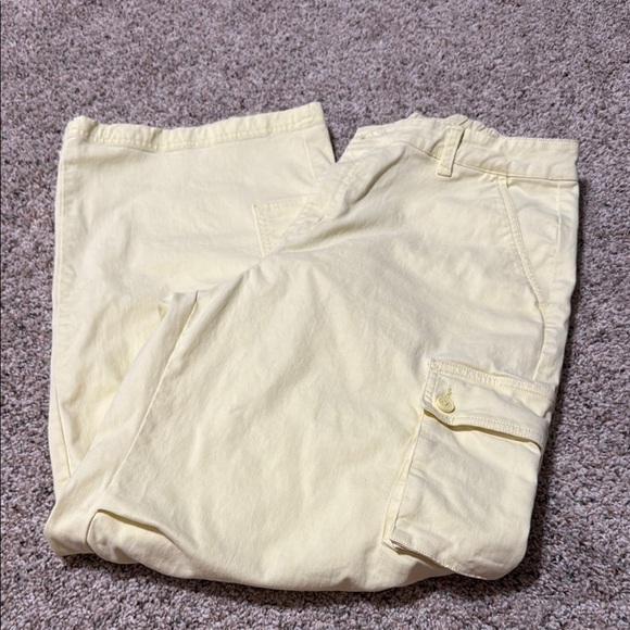 Wild Fable Light Yellow Cargo Pants Relaxed Fit - Picture 1 of 4